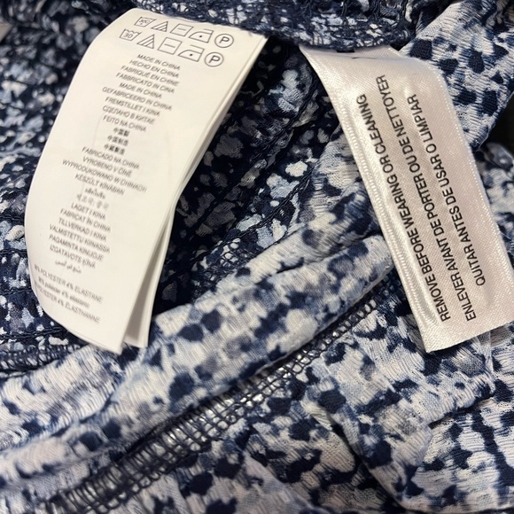 MICHAEL Michael Kors Ditsy Floral Ruffle Tiered Skirt Sz M - Picture 7 of 7